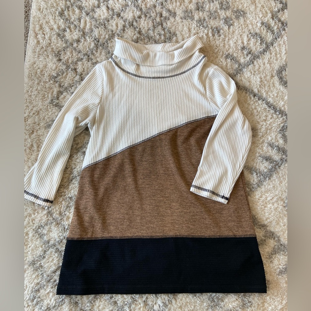 soft stretchy mixed textures 3/4 length sleeve medium sweater top